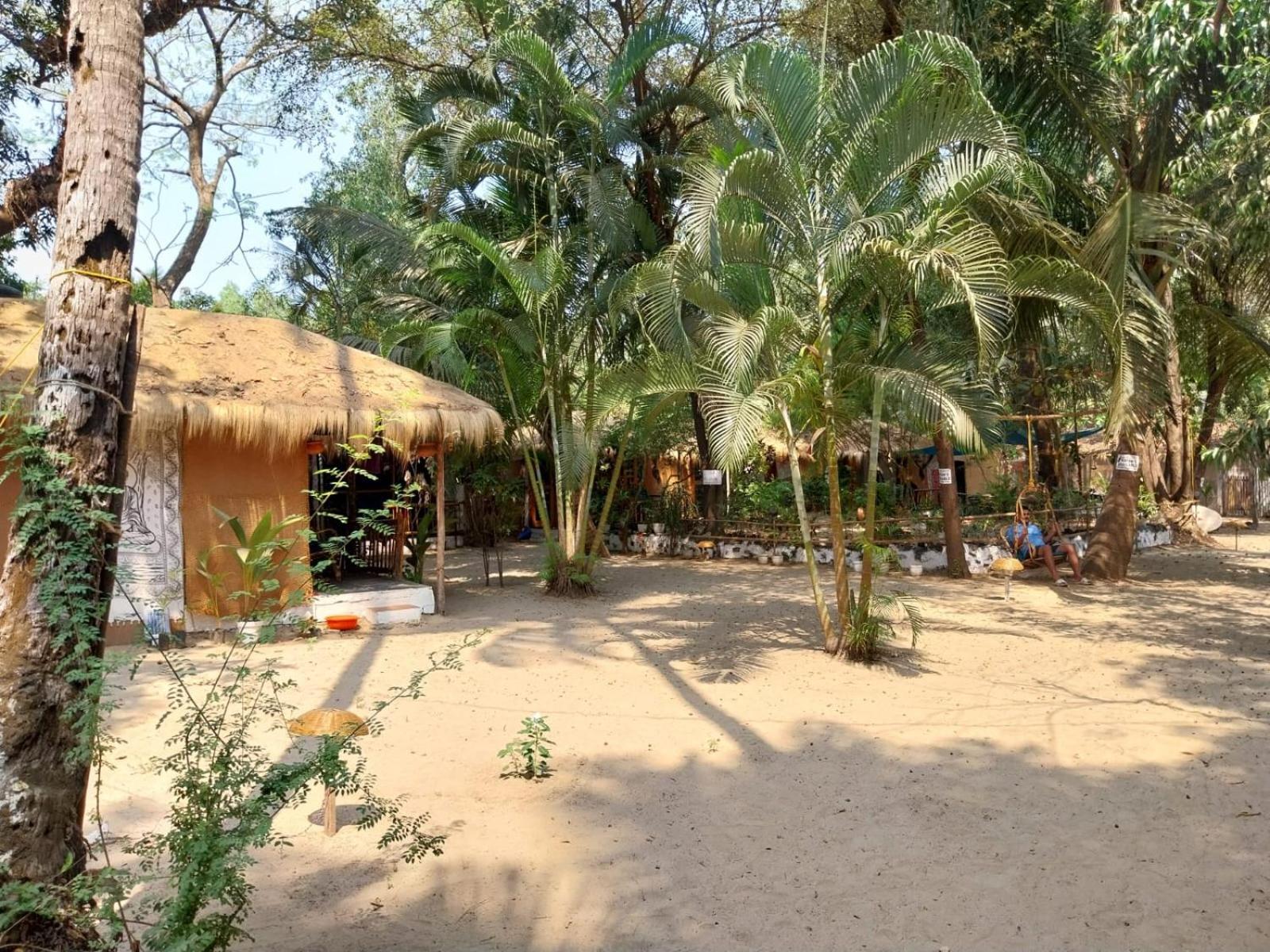 Ruban Yoga Hotel ปาโลเลม ภายนอก รูปภาพ